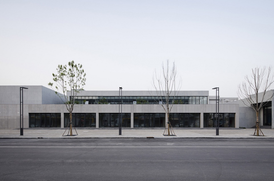 Cangzhou Mingzhu International Clothing Industry Characteristic Town’s Service Community y ad studio