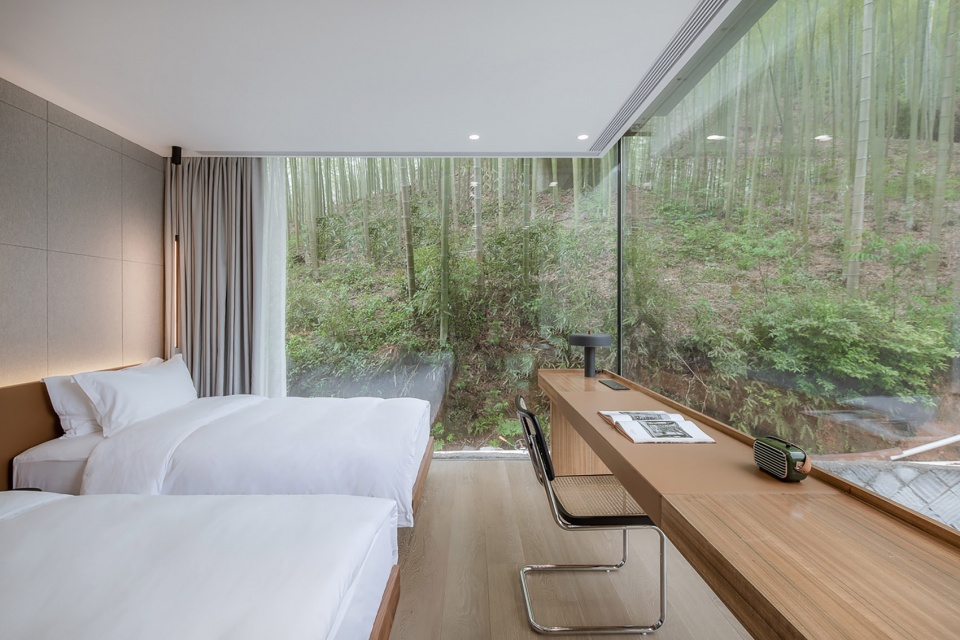 12linqiguyin zhejiang china by sua