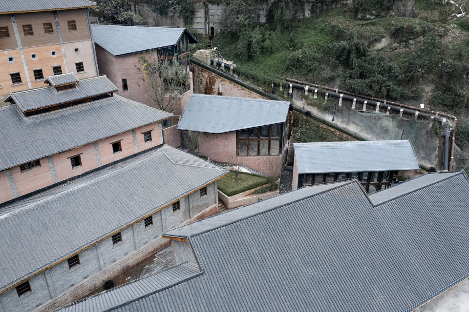 Forbidden City College fcjz