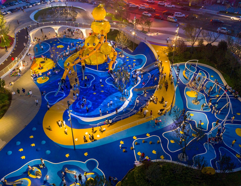 Qingdao Vanke City Time Park by ZAP