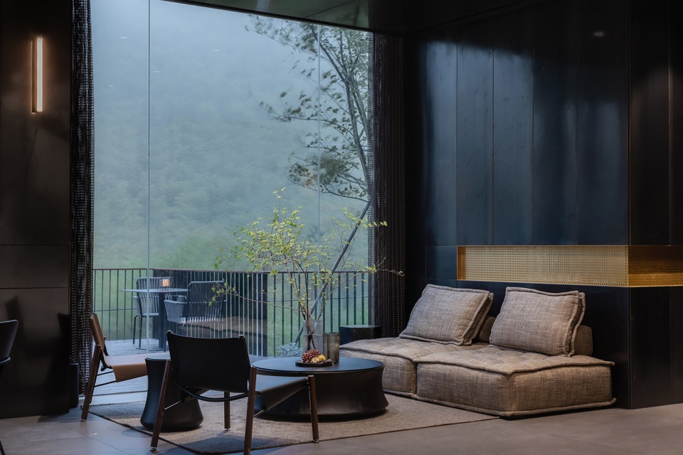 12linqiguyin zhejiang china by sua
