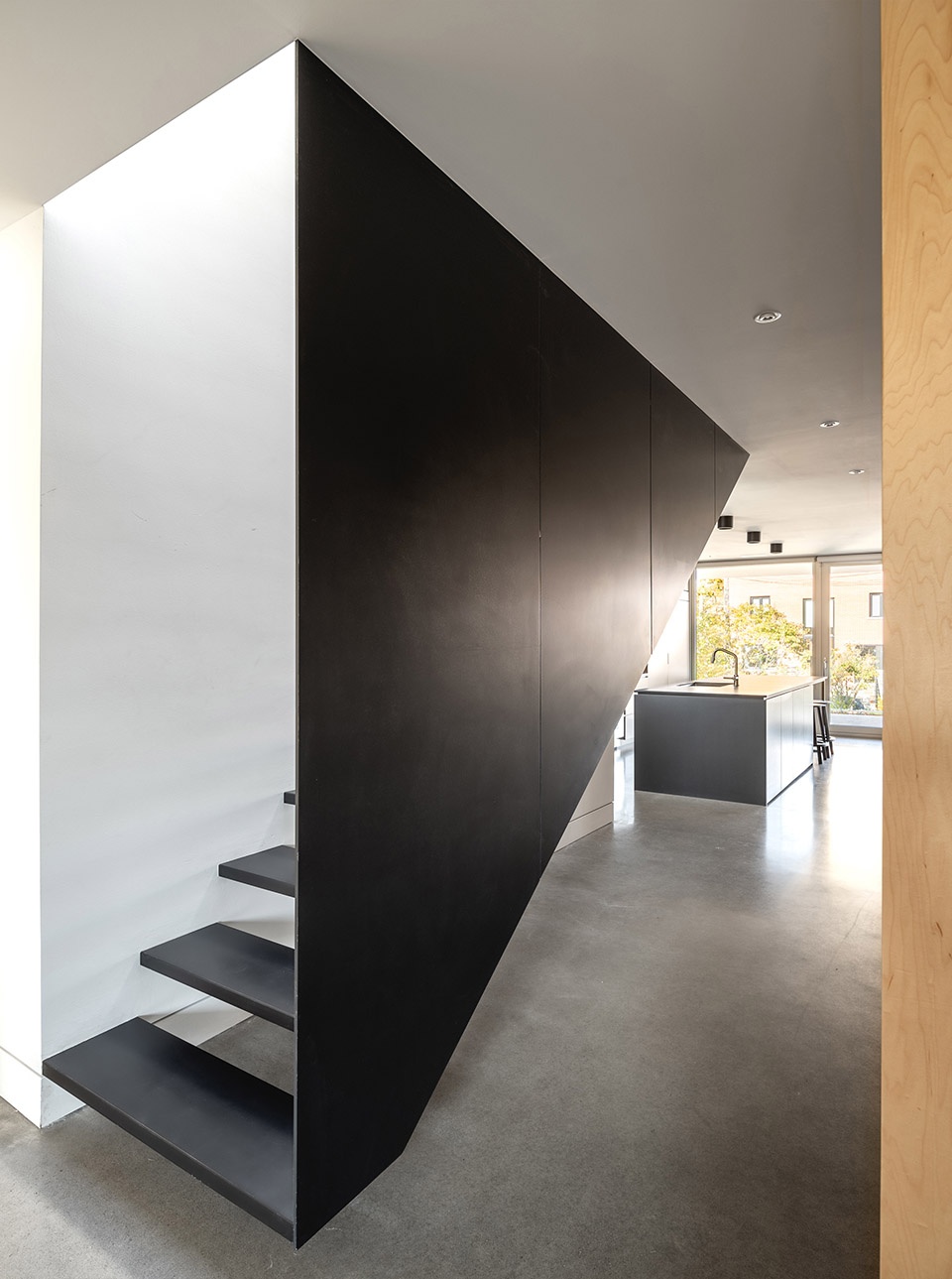 La Duette House Montreal by Natalie Dionne Architecture
