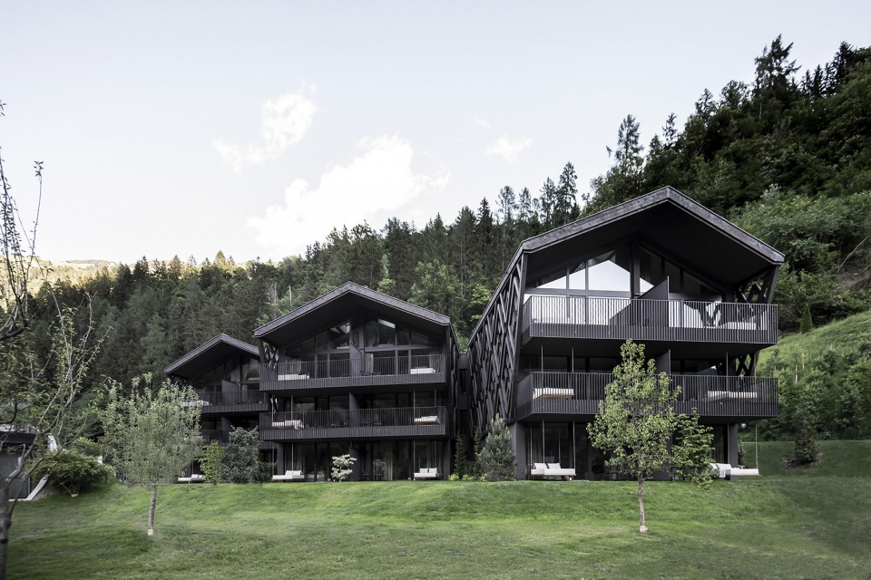 apfelhotel torgglerhof by noa