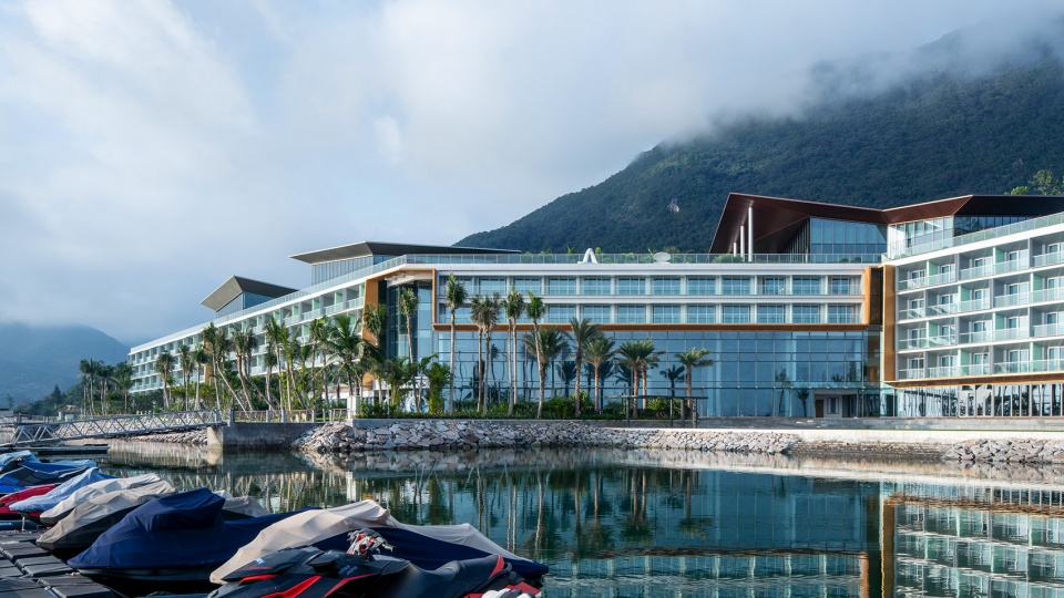 longcheer yacht club shenzhen china by zhubo desig