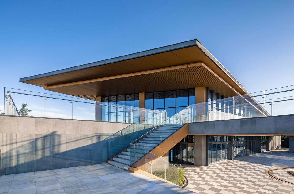 a fissure in the earth qiseshan quarry garden visitor centre qingdao china by united united architects