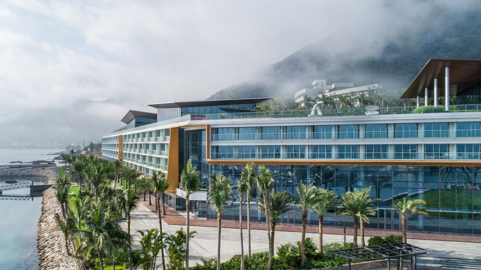 longcheer yacht club shenzhen china by zhubo desig