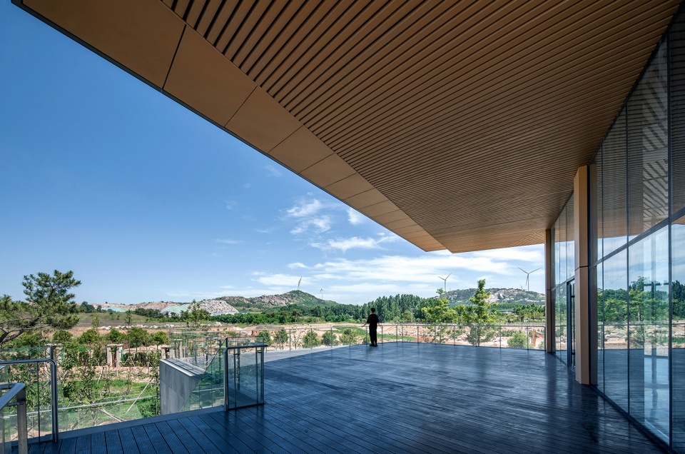 a fissure in the earth qiseshan quarry garden visitor centre qingdao china by united united architects