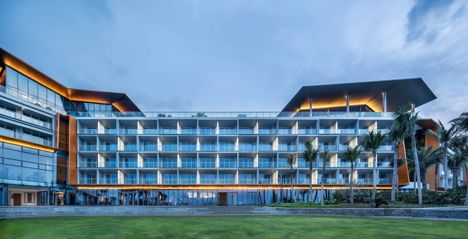longcheer yacht club shenzhen china by zhubo desig