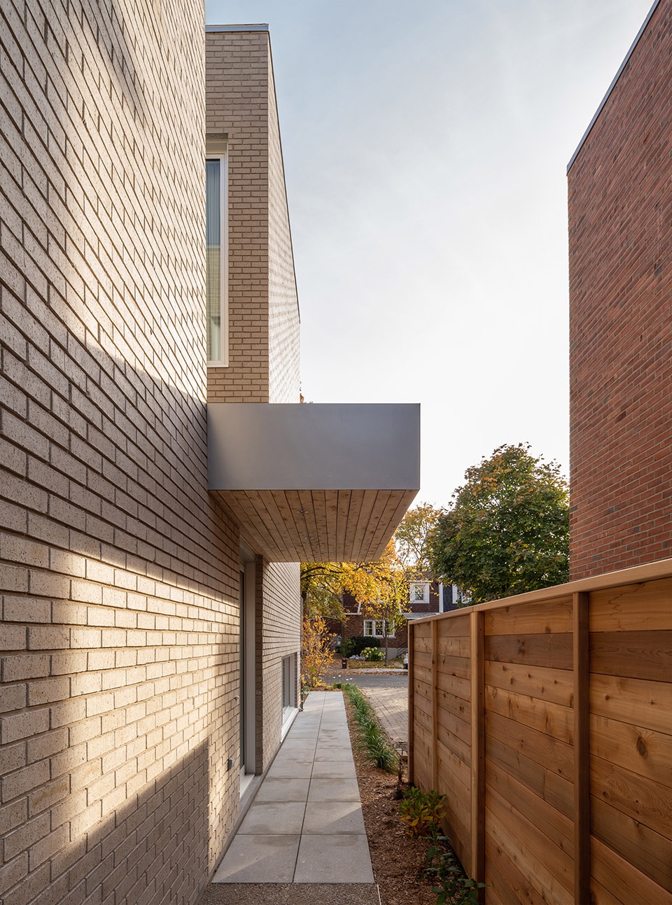 La Duette House Montreal by Natalie Dionne Architecture