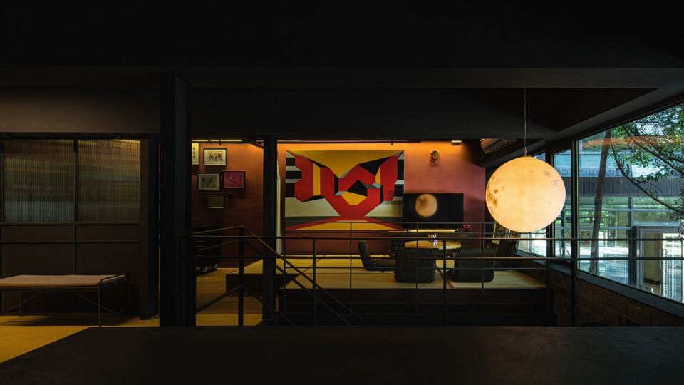 QG Station Chengdu by iZ Design Studio