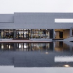 沧州明珠国际服饰生态新城会客中心，河北 / 上海严旸建筑设计工作室