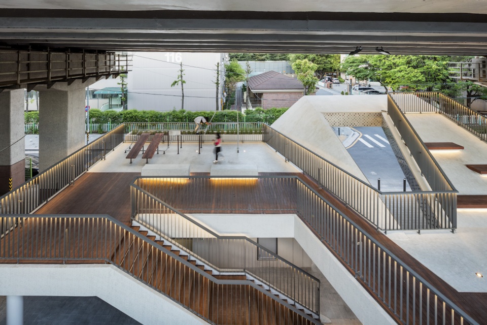 屋顶广场，首尔 / HG-Architecture