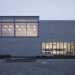 沧州明珠国际服饰生态新城会客中心，河北 / 上海严旸建筑设计工作室