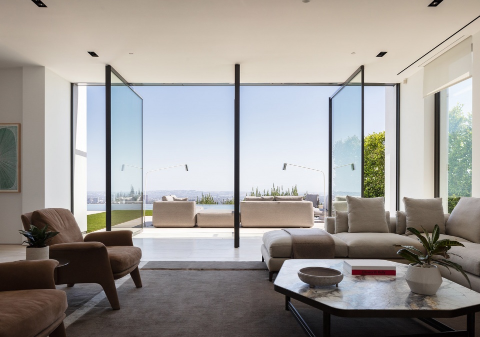 Forest Knoll residence Standard Architecture