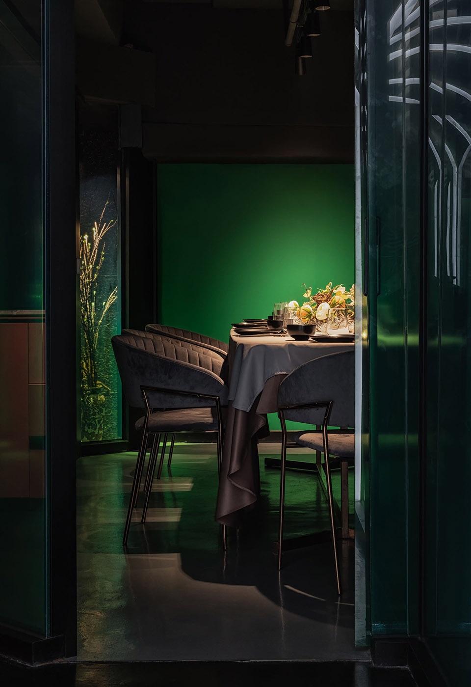 oriental house restaurant by shanghai bozong engineering consulting co ltd