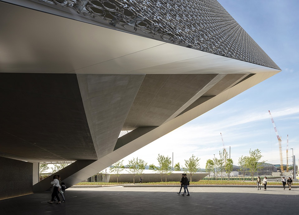 Otemon Gakuin University Academic Ark Japen by Mitsubishi Jisho Sekkei Inc.
