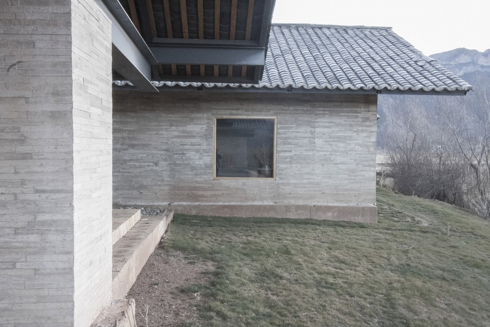 lugu lake pavilion boutique hotel by atelier8