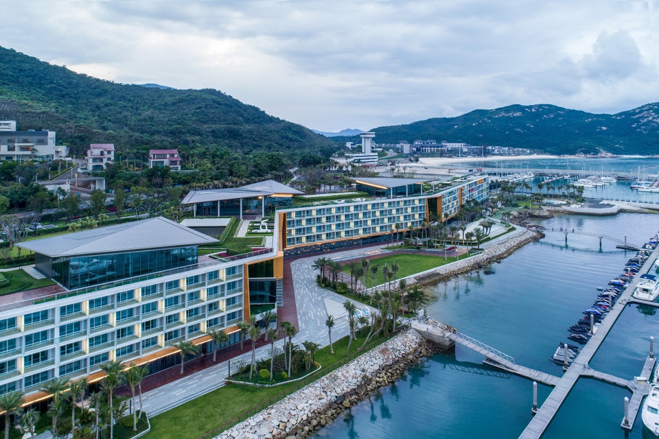 longcheer yacht club shenzhen china by zhubo desig