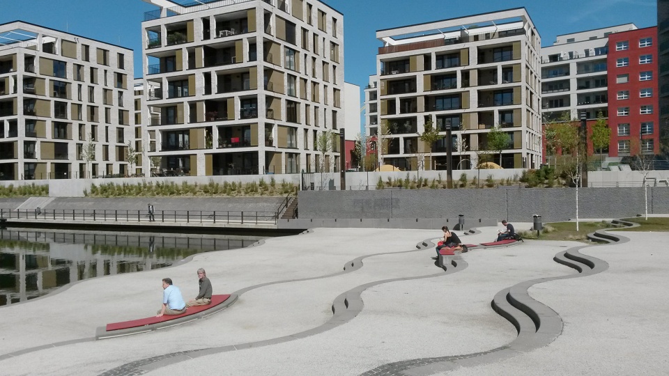 Frankfurt Offenbach Harbour Regional Planning by Ramboll Studio Dreiseitl