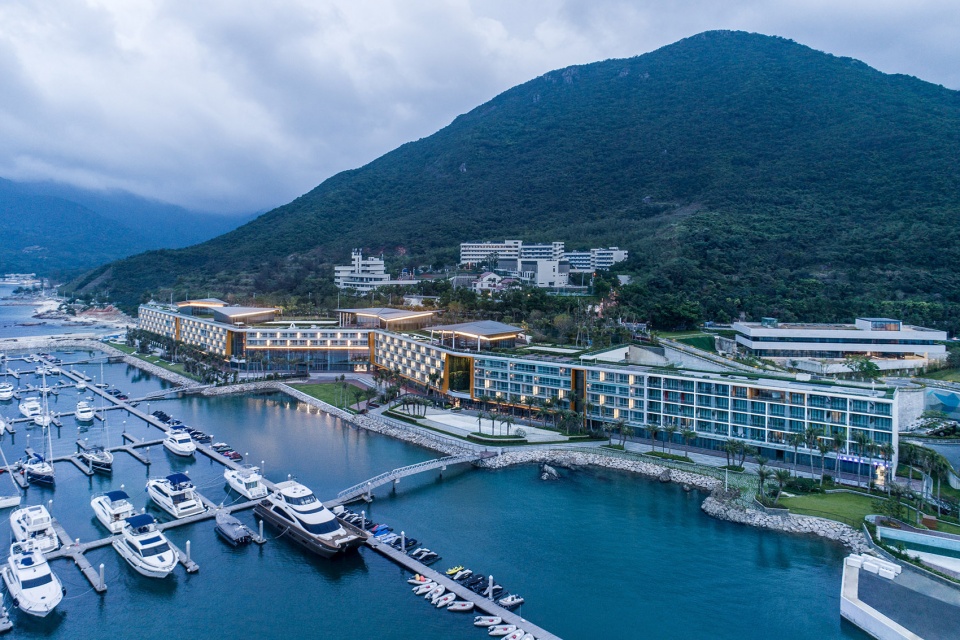 longcheer yacht club shenzhen china by zhubo desig