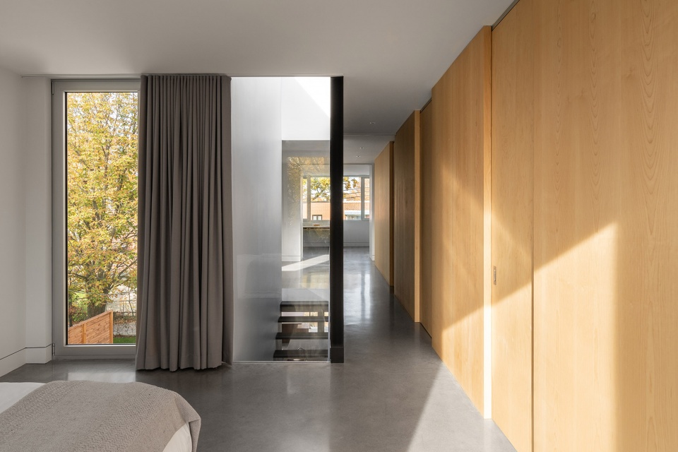 La Duette House Montreal by Natalie Dionne Architecture