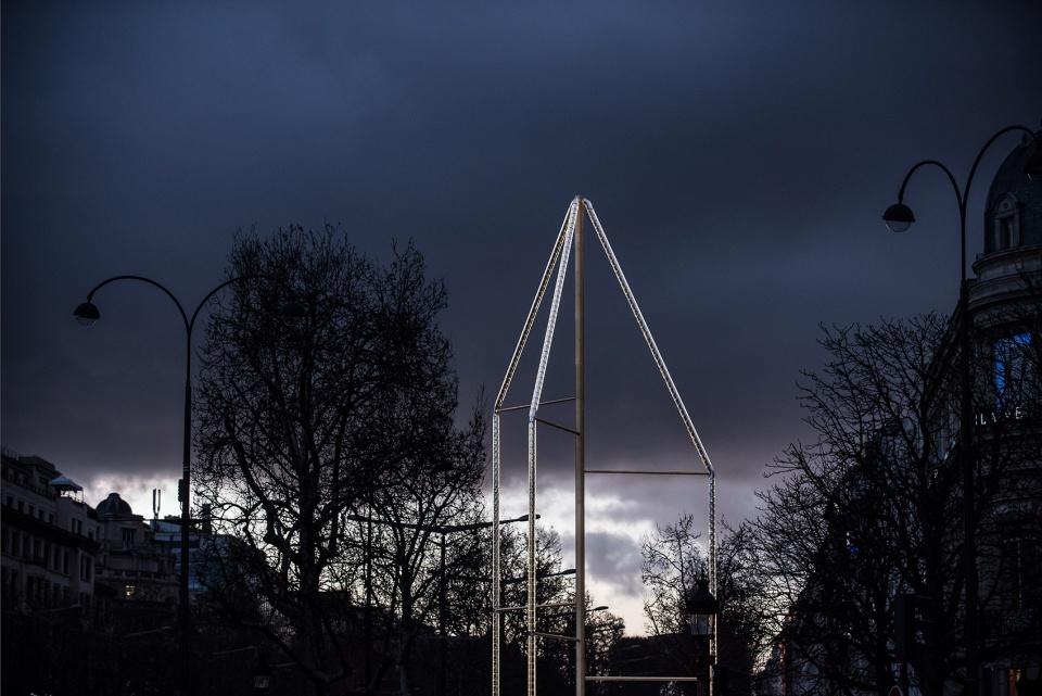 les fontaines des champs elysees by ronan erwan bouroull