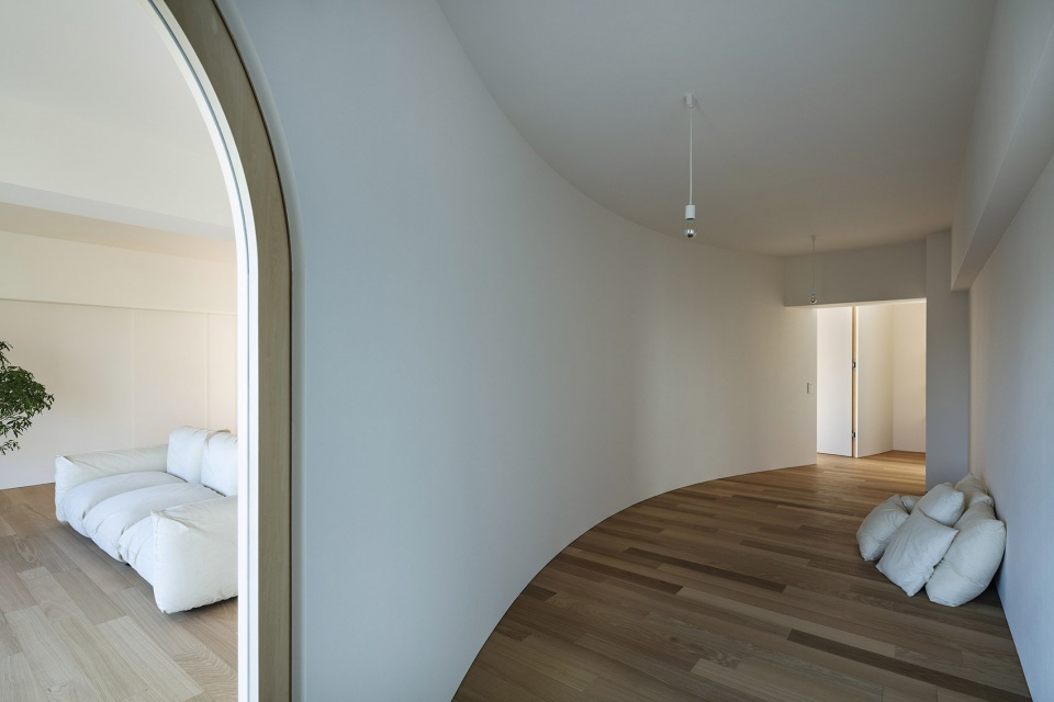 smooth wall house by hisako yamamura+kousuke suzuki/suzuki architects5