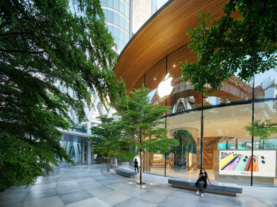 apple central world foster partners
