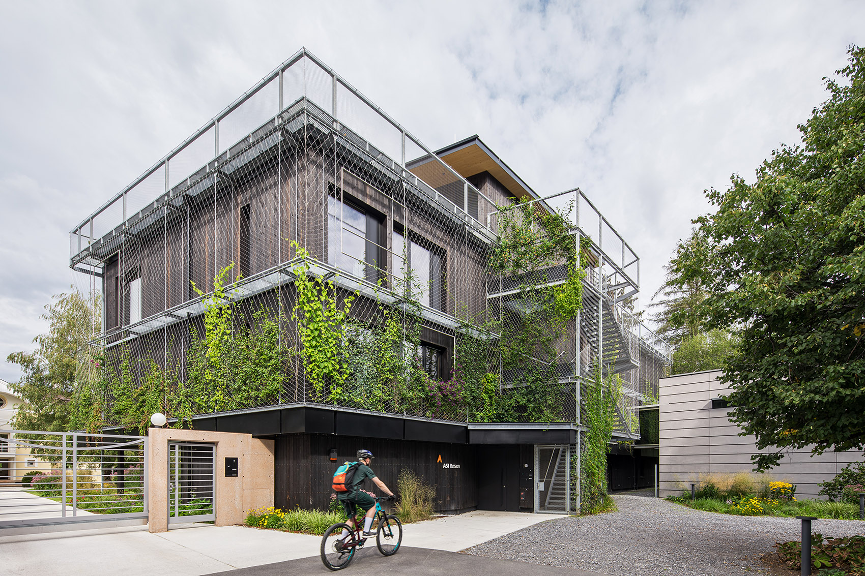 ASI Reisen Headquarters by Snøhetta 谷德设计网