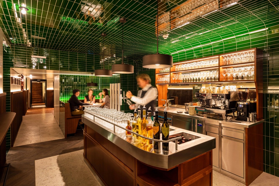 figlmueller restaurant by bwm architekten