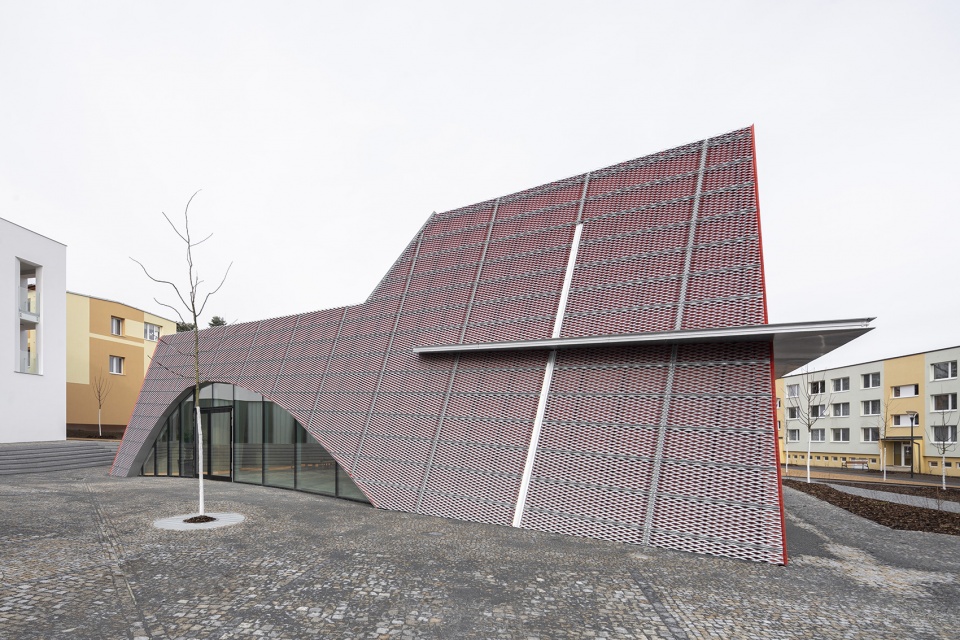 sedlcany community centre by a8000
