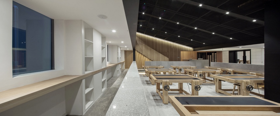 Spatial Renovation of M.Y.Lab Wood Workshop in Shanghai By Continuation Studio