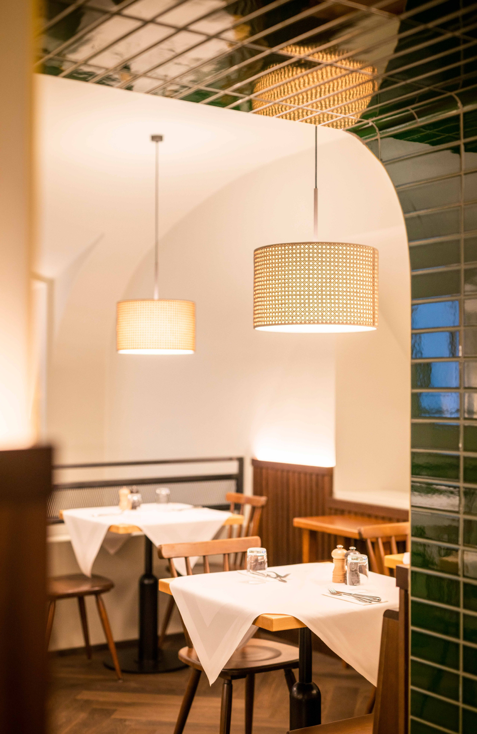 figlmueller restaurant by bwm architekten