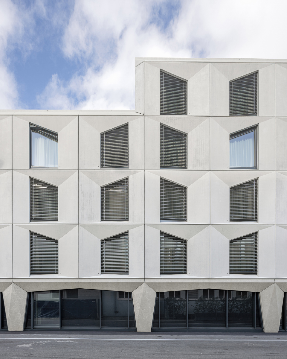 flon hotel by local architecture