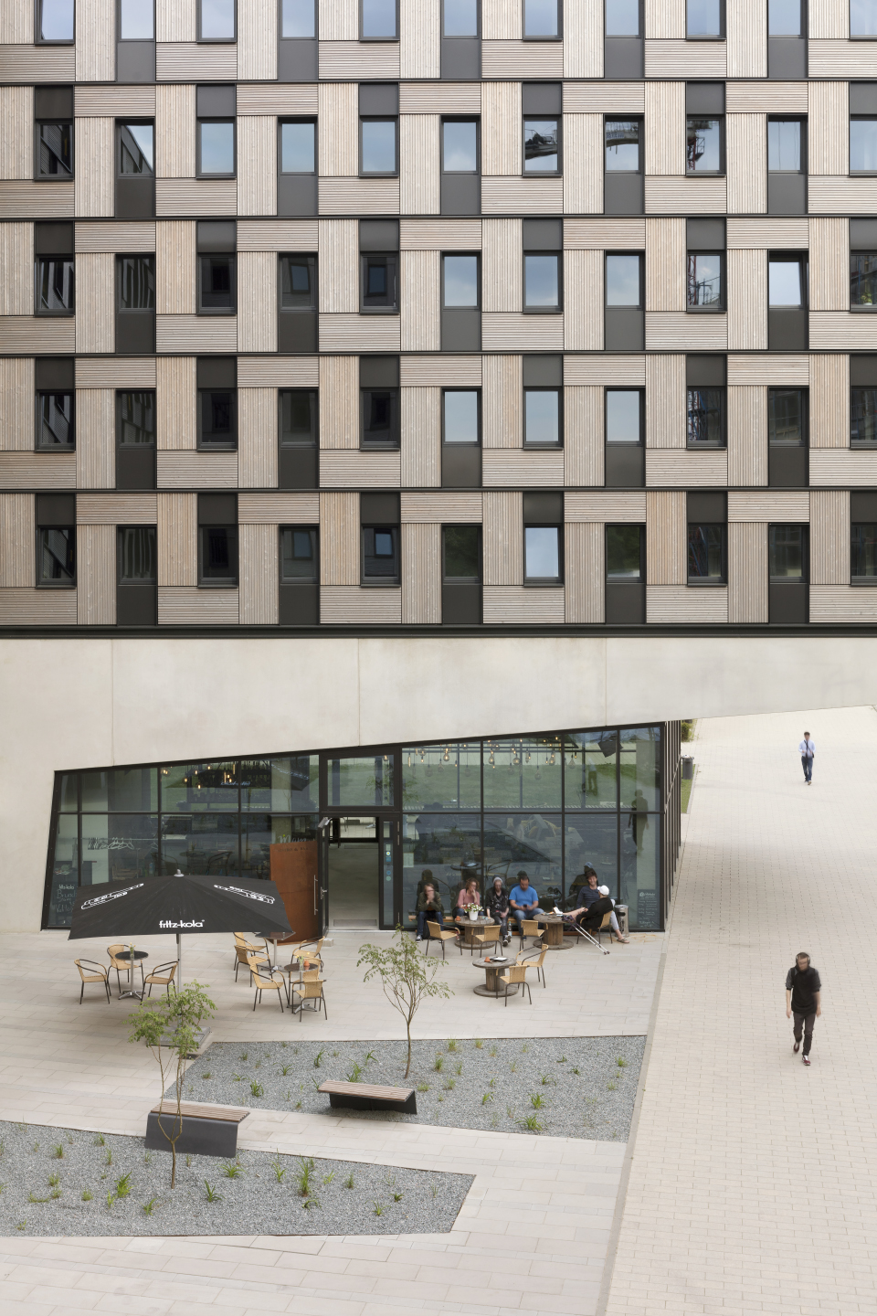 universal design quarter by sauerbruch hutton