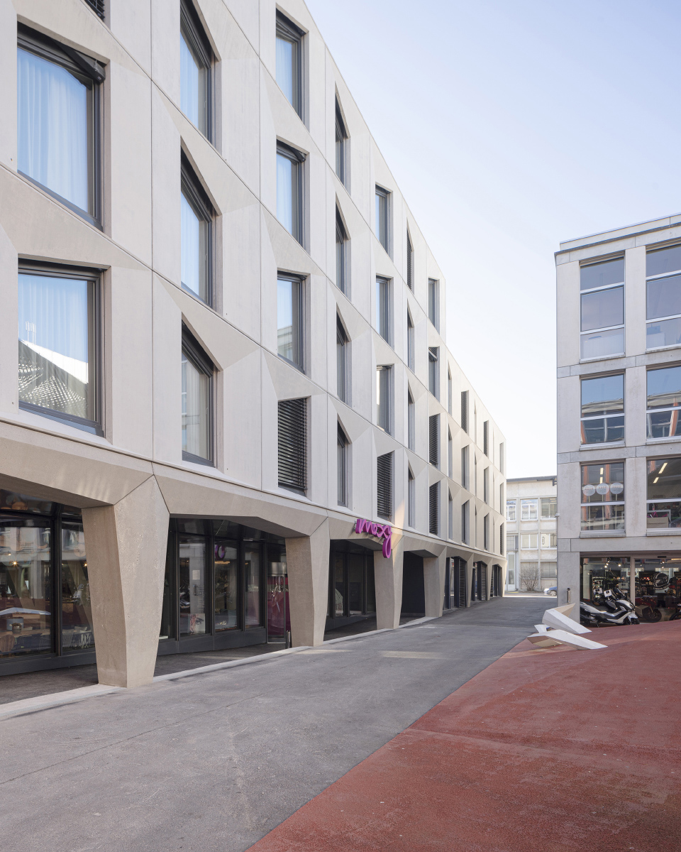flon hotel by local architecture