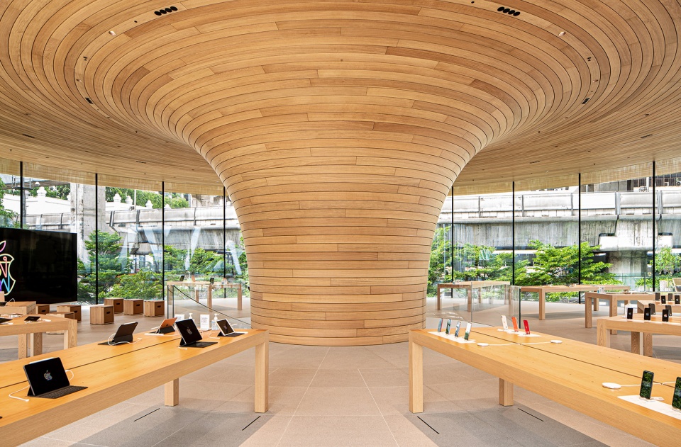 apple central world foster partners