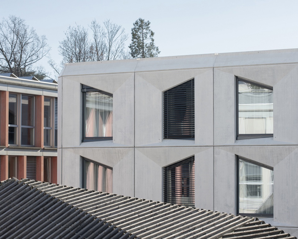 flon hotel by local architecture