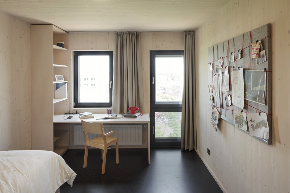universal design quarter by sauerbruch hutton