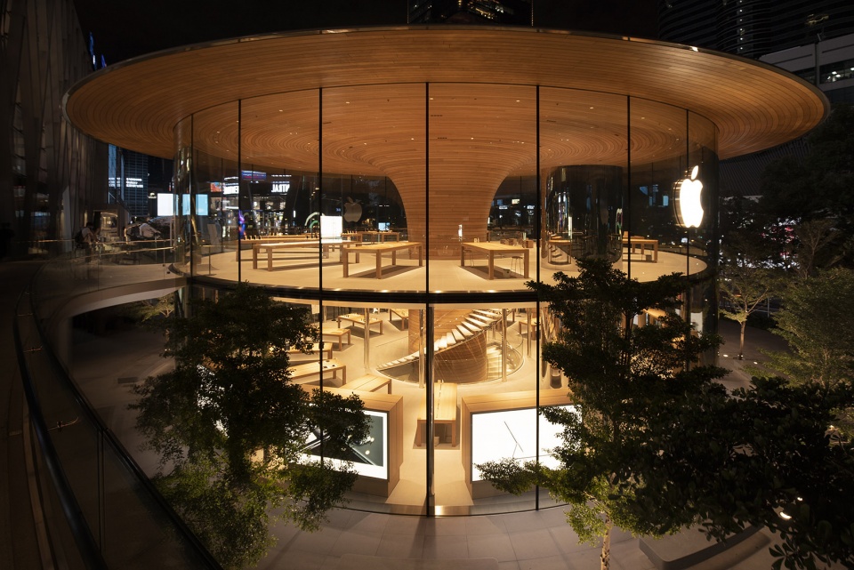apple central world foster partners
