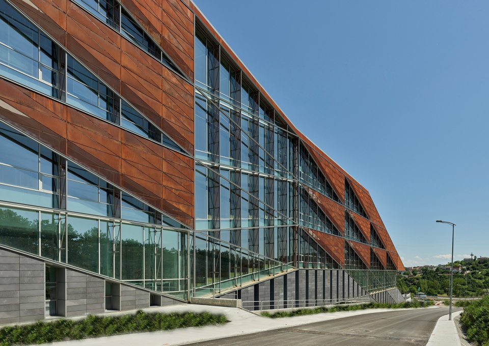 ozyegin university faculty of architecture and design by ark itecture