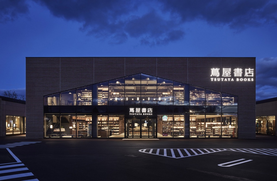 ebetsu tsutaya books by hikokonishi architecture inc