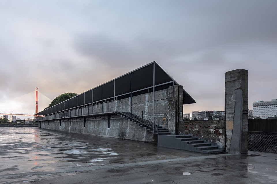 riverside passage yang pu riverfront urban space renovation china by atelier deshaus