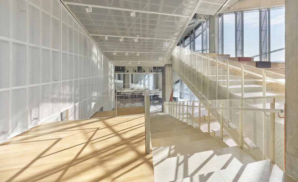 ozyegin university faculty of architecture and design by ark itecture