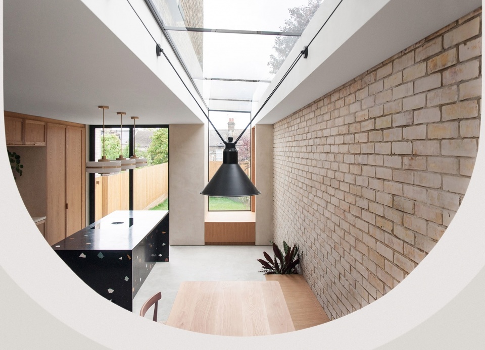 glyn house yellow cloud studio