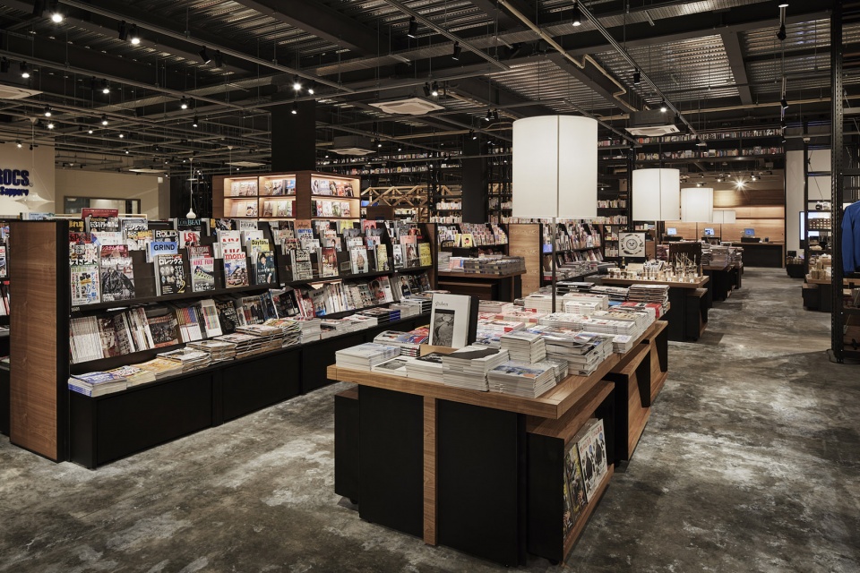 ebetsu tsutaya books by hikokonishi architecture inc