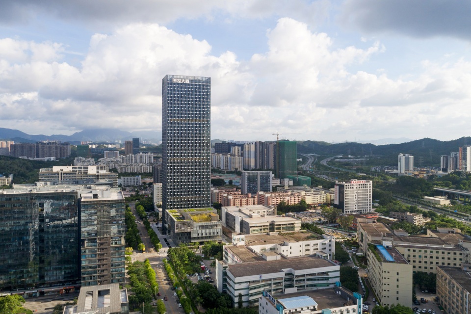 Longgang Chuangtou Headquarters Tower URBANUS