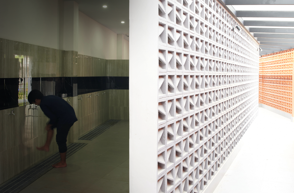 bioclimatic community mosque of pamulang by rad ar
