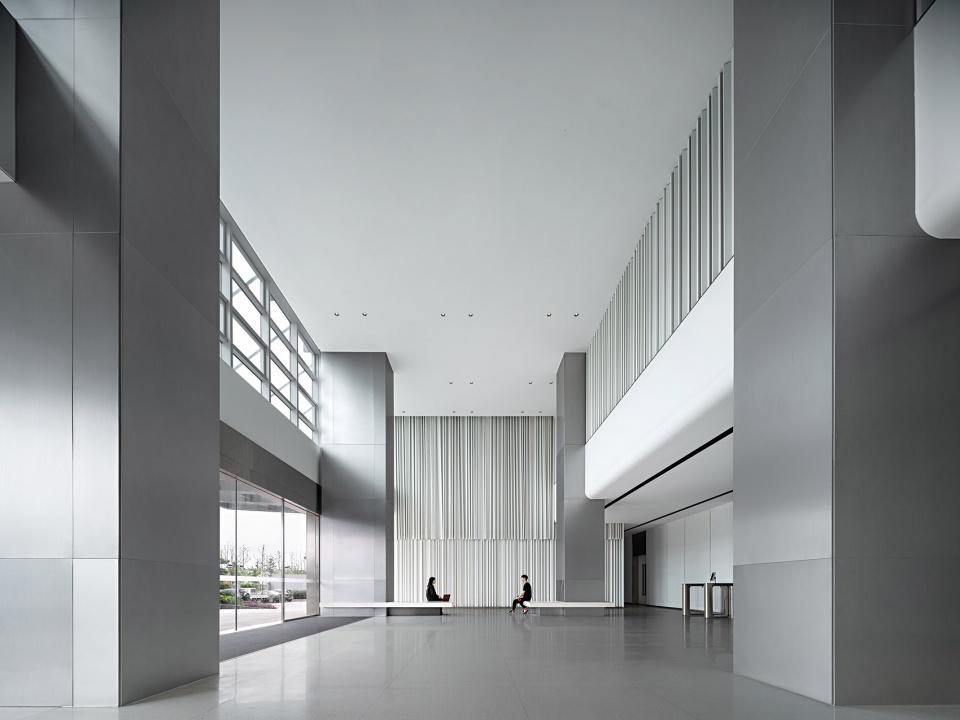 the lobby space design of dongyu logistics office building china by we design