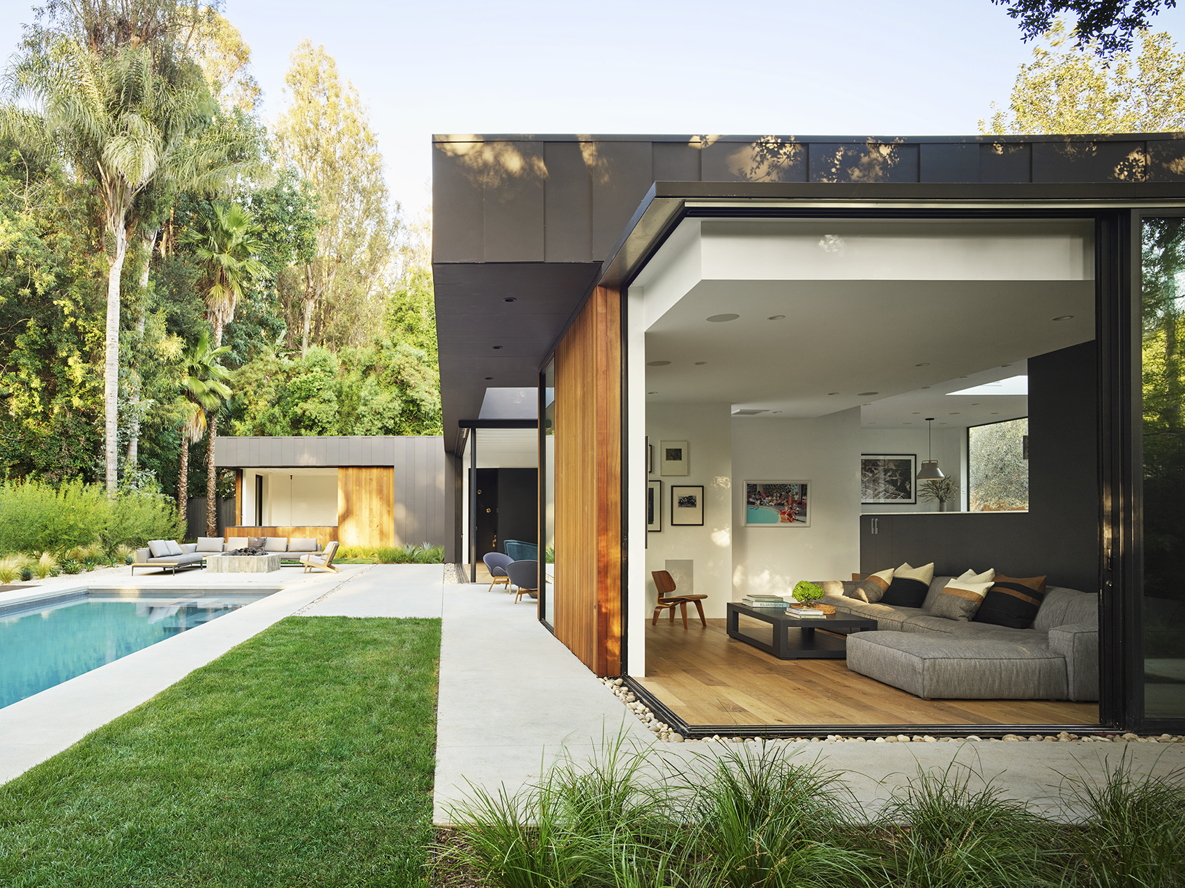 laurel hills residence by assembledge